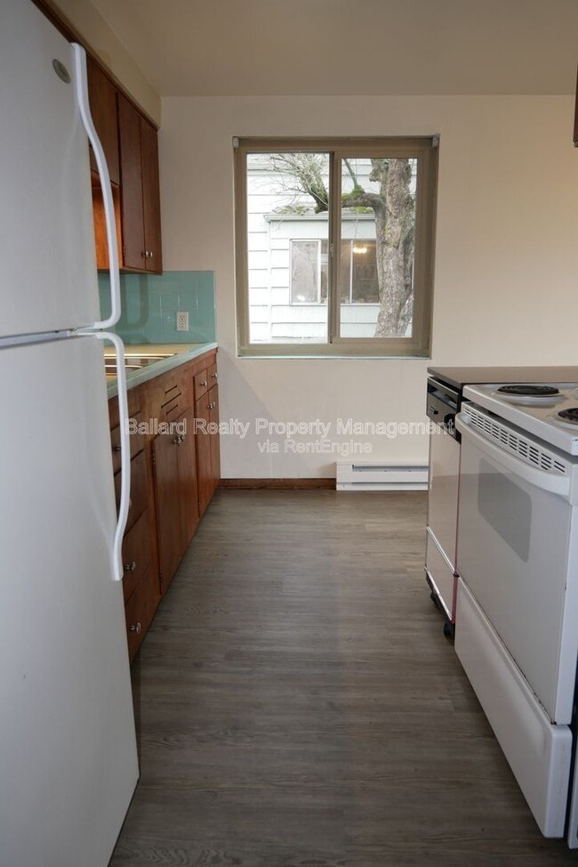 Building Photo - 6402 11th Ave NW