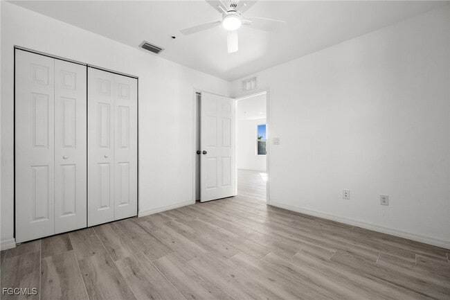 Building Photo - 3815 Chiquita Blvd S