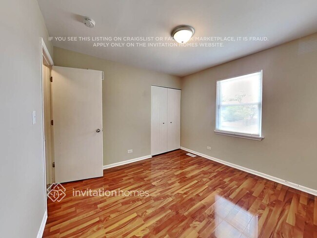 Building Photo - 128 Longford Dr