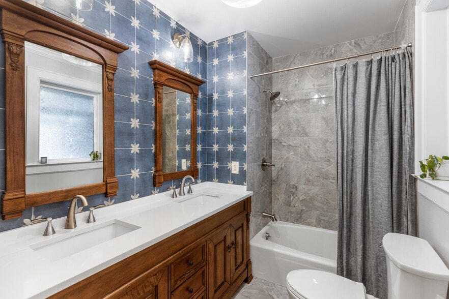 Building Photo - 507 Georgetown Rd NW