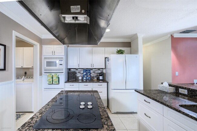 Building Photo - 1477 Park Beach Cir