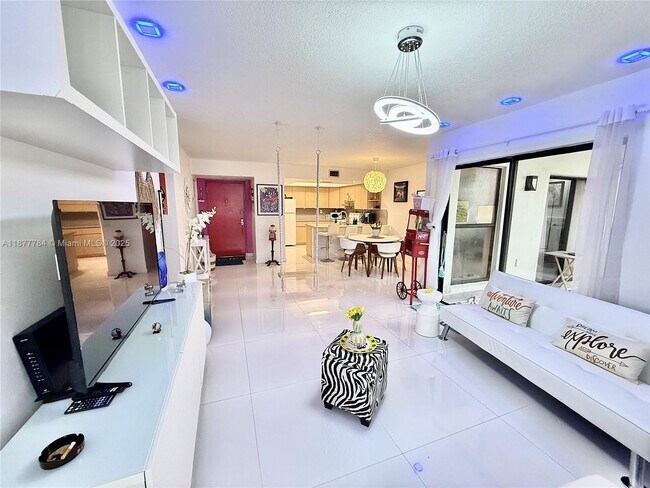 Building Photo - 10857 NW 7th St