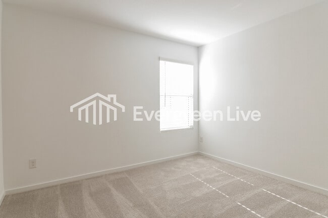 Building Photo - 2016 Welsh Ln