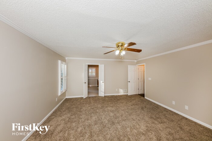 Building Photo - 112 Radford Cir SW