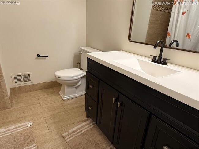 Building Photo - 43530 Westminister Way