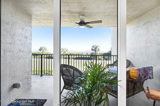 Building Photo - 1101 S Miramar Ave