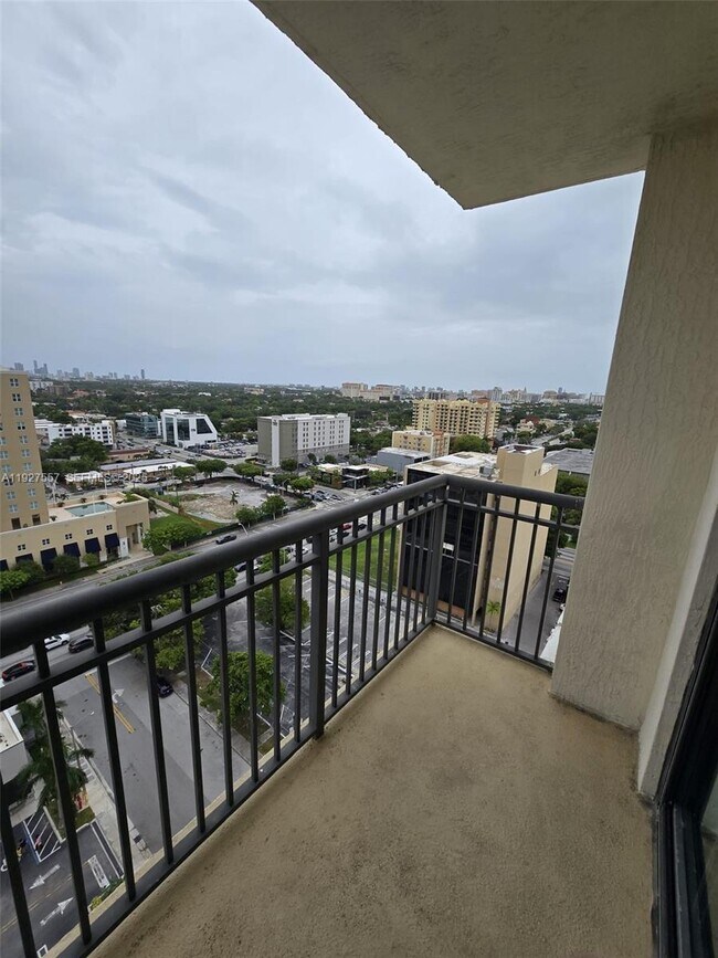 Building Photo - 4242 NW 2nd St