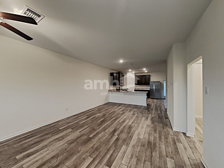 Building Photo - 1198 Treeta Trail