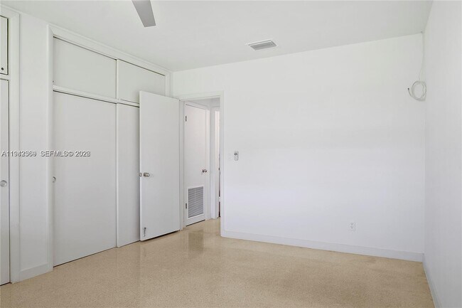 Building Photo - 2700 Pierce St