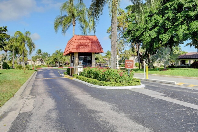 Building Photo - 21207 Lago Cir