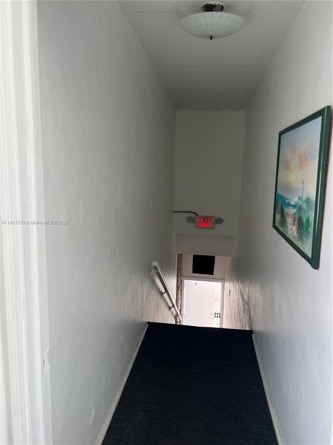 Building Photo - 149 Bentley Dr