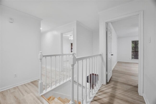 Building Photo - 32 Tanager Trail