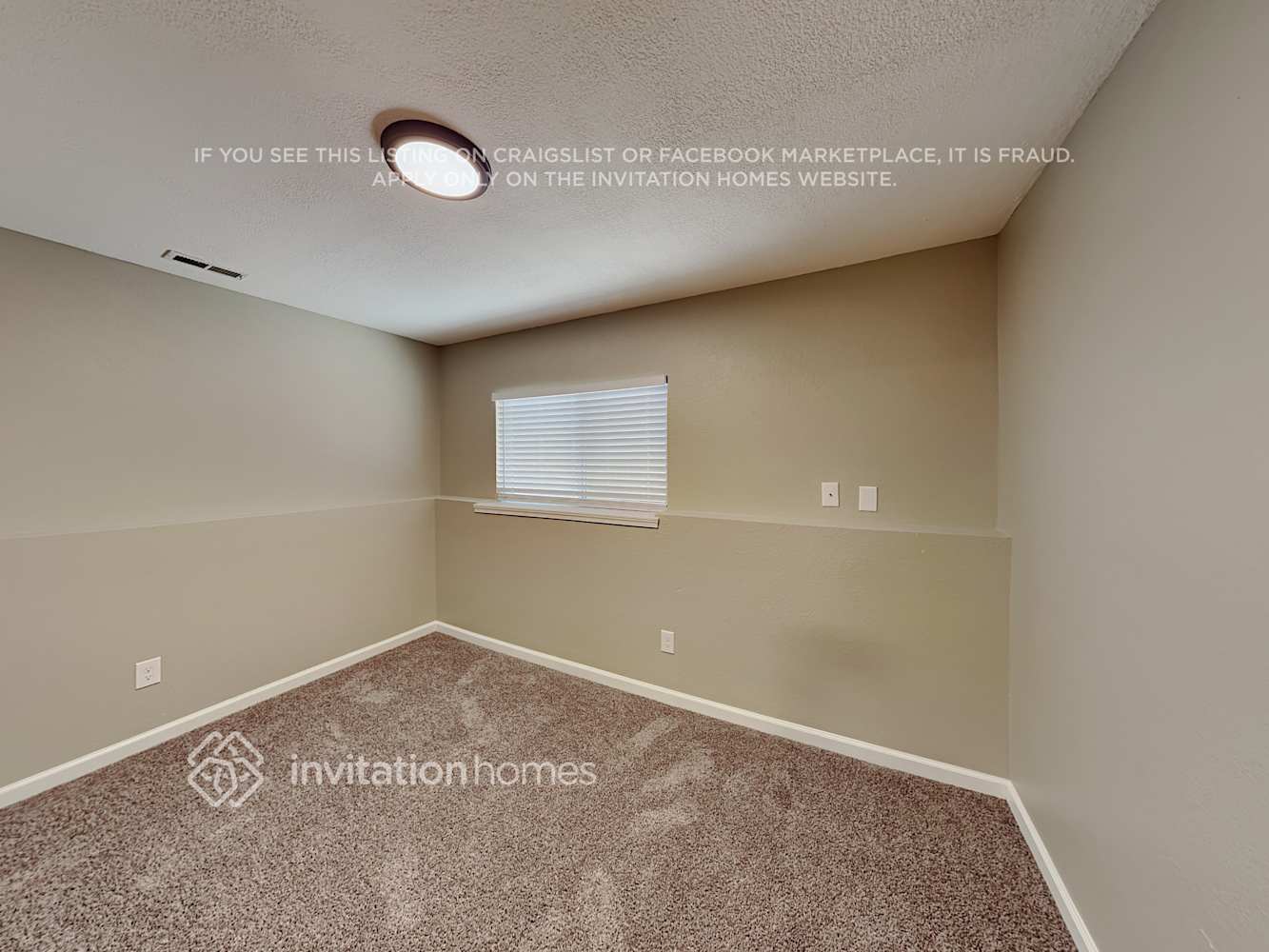 Building Photo - 3451 Mountainside Dr