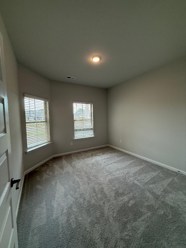 Building Photo - 6064 Gardner Maples Dr SE