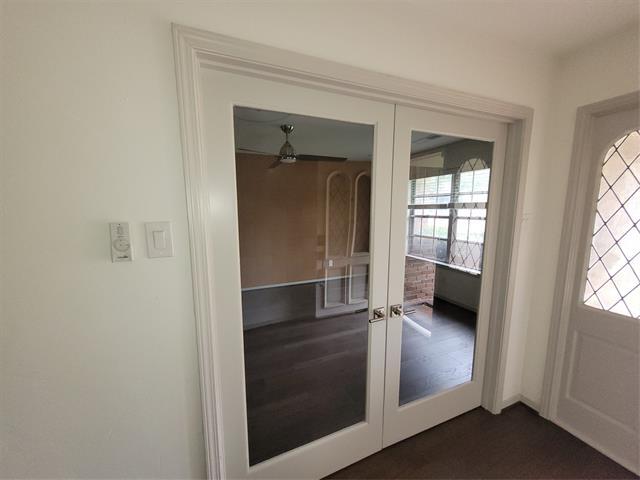 Building Photo - 10626 Ravenscroft Dr