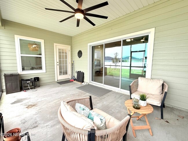Building Photo - 9797 Giada Dr