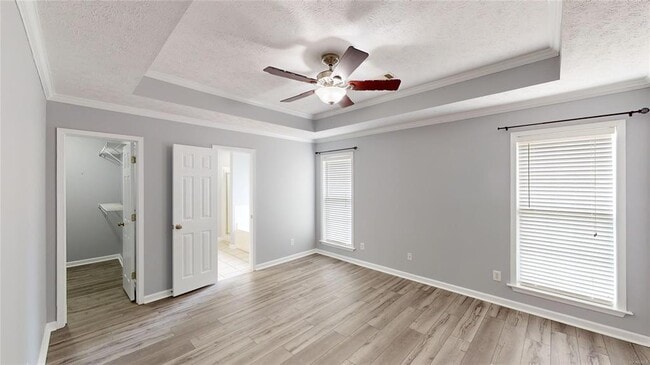 Building Photo - 275 Allen Dr