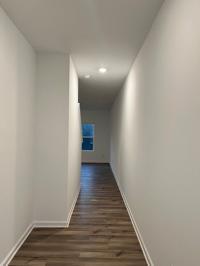 Building Photo - 1423 Ben Park Way