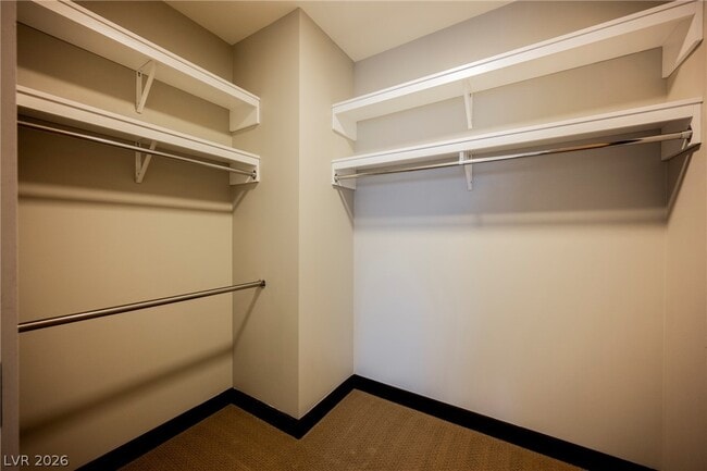 Building Photo - 3750 S Las Vegas Blvd