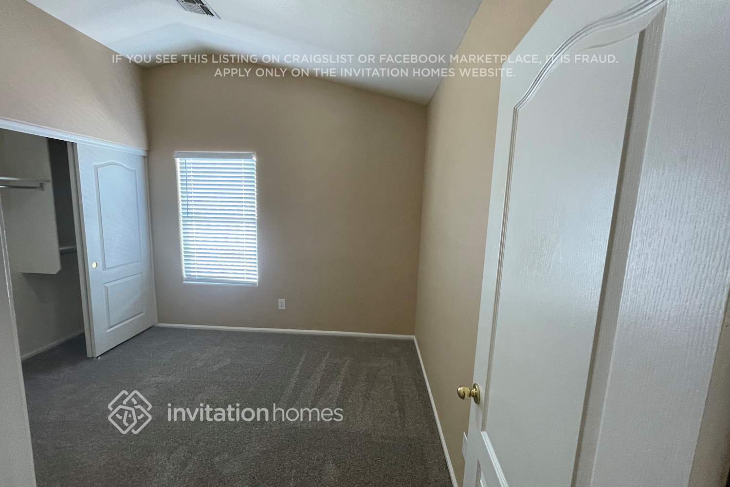 Building Photo - 12437 W Windsor Blvd