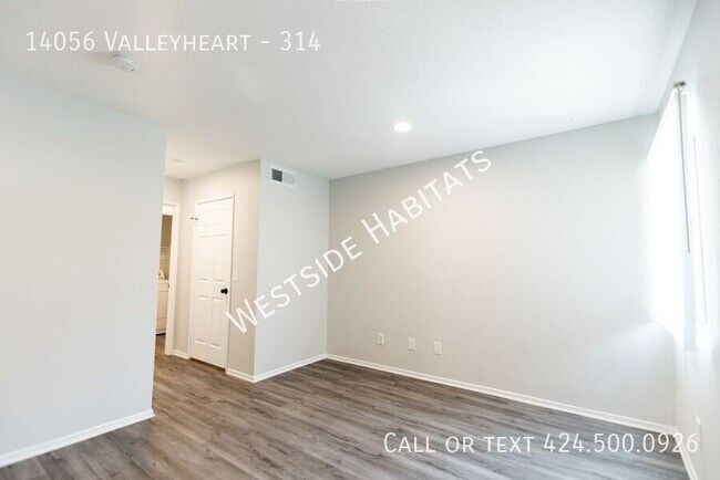 Building Photo - 14056 Valleyheart-314