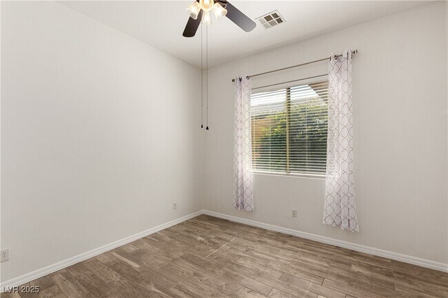 Building Photo - 29 Gladewater Dr