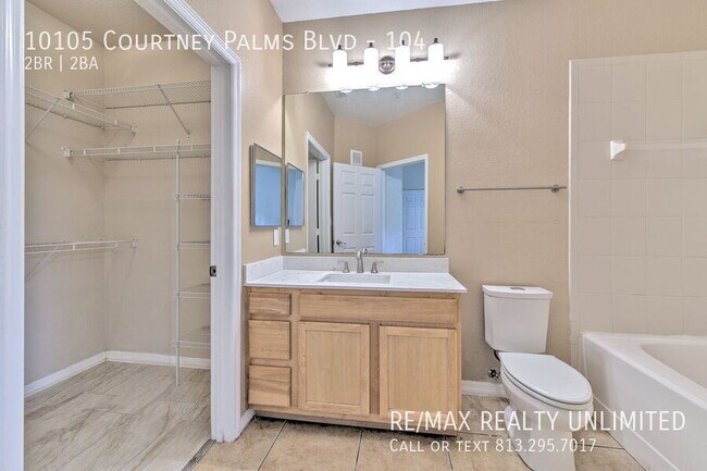 Building Photo - 10105 Courtney Palms Blvd