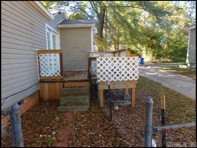 Building Photo - 17 Neal Pl