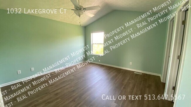 Building Photo - 1032 Lakegrove Ct