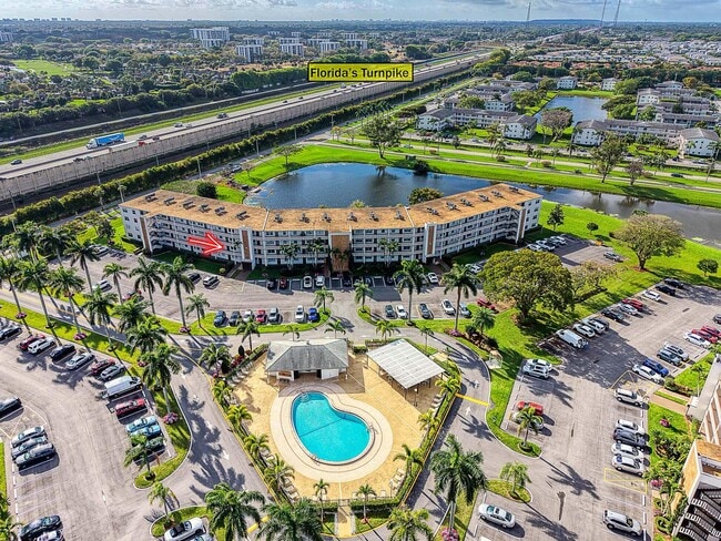 Building Photo - 2049 Hythe A