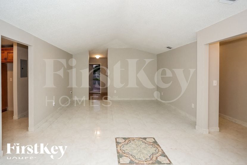 Building Photo - 13710 SW 181st Terrace