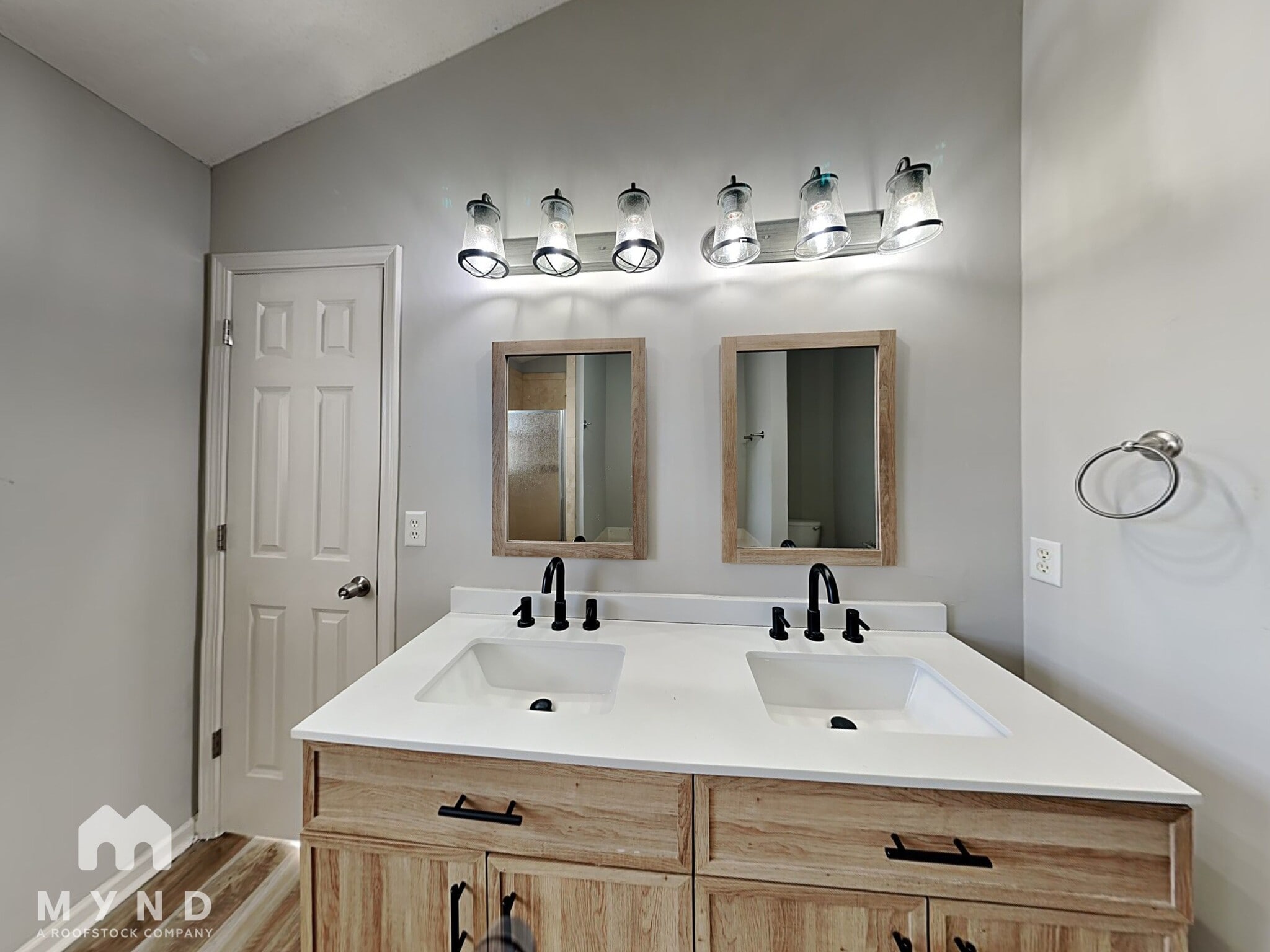 Building Photo - 2706 Dry Well Cove