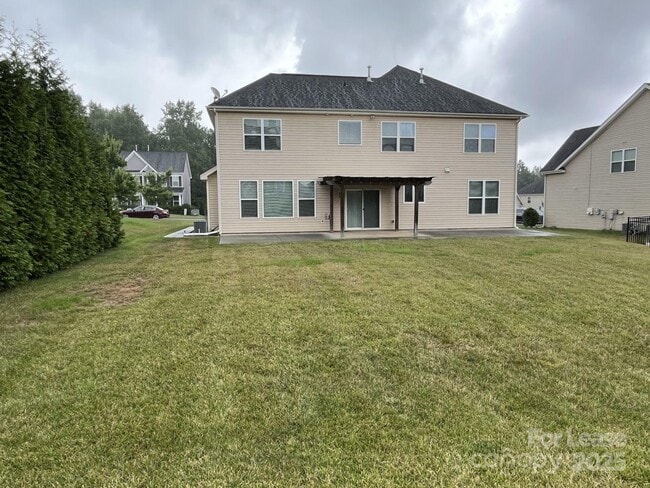 Building Photo - 2605 Mill Wright Rd