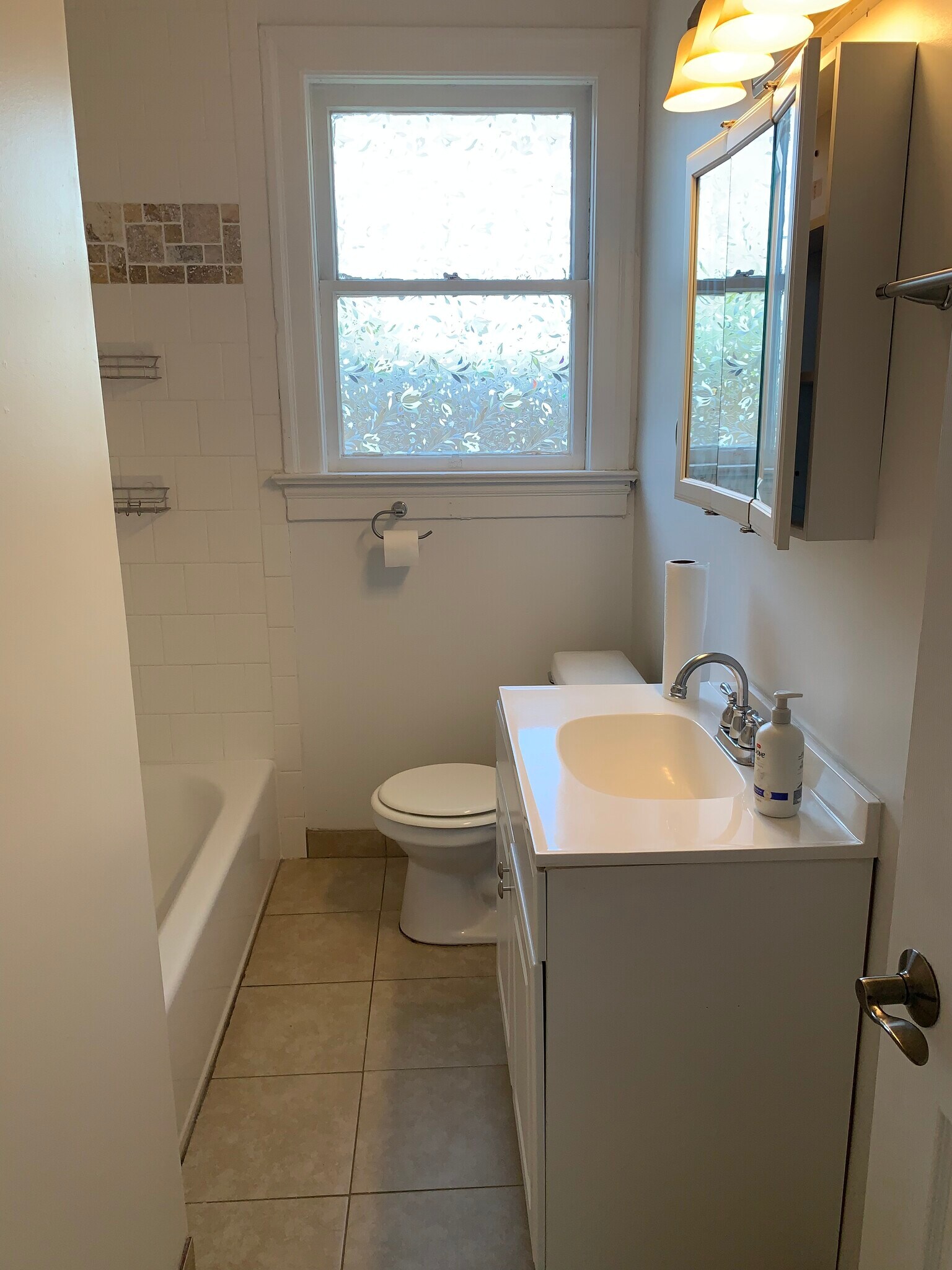 bathroom - 768 Acosta St