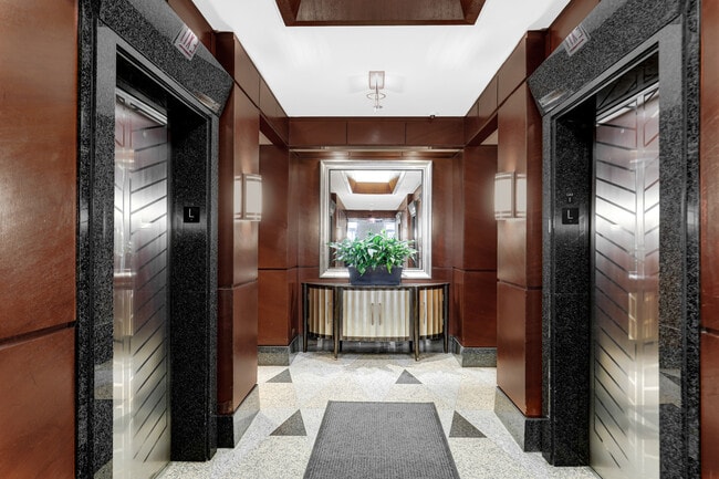 Building Photo - 440 N Wabash Ave