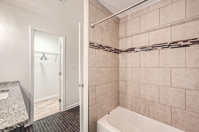 Building Photo - 466 Raven Springs Trail