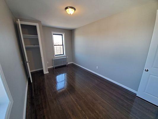 Building Photo - 2 bedroom in BRONX NY 10462