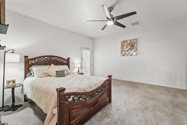 Building Photo - Your Goodyear Retreat Awaits – Updated 4BR...
