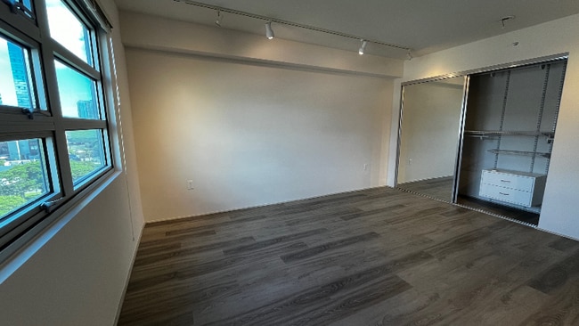 Building Photo - 801 South St