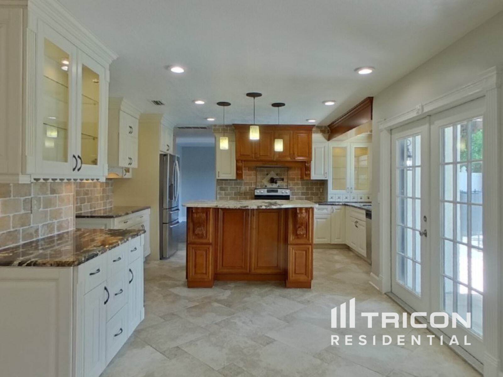 Building Photo - 8637 Leighton Dr