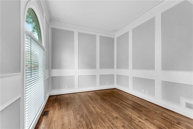 Building Photo - 1200 Chelsey Ln