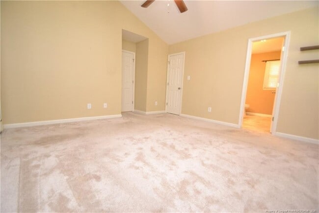 Building Photo - 5909 Royal Coach Ct