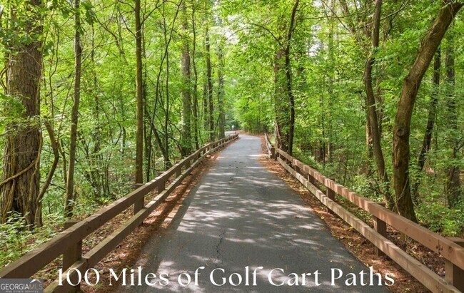 Building Photo - 940 Laurel Brooke Ave