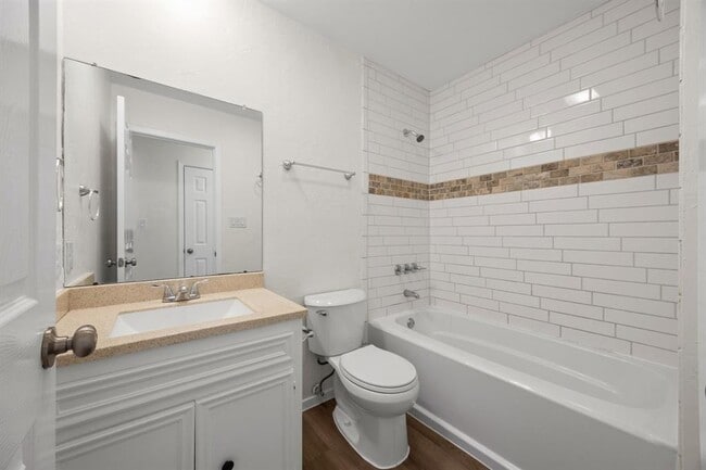 Building Photo - 6604 Scrub Oak Ln