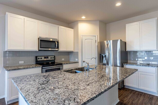 Building Photo - 11219 Pomona Park