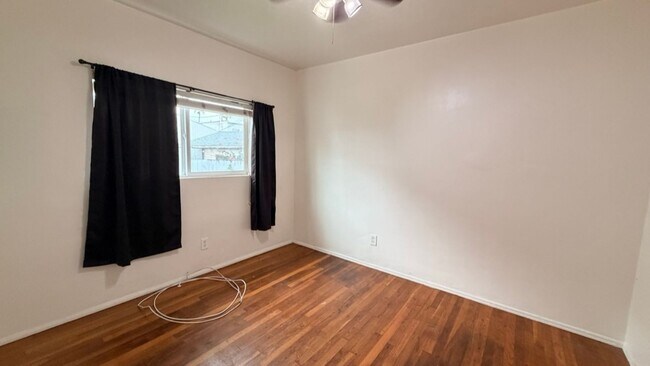 Building Photo - 1716 S Tremont St