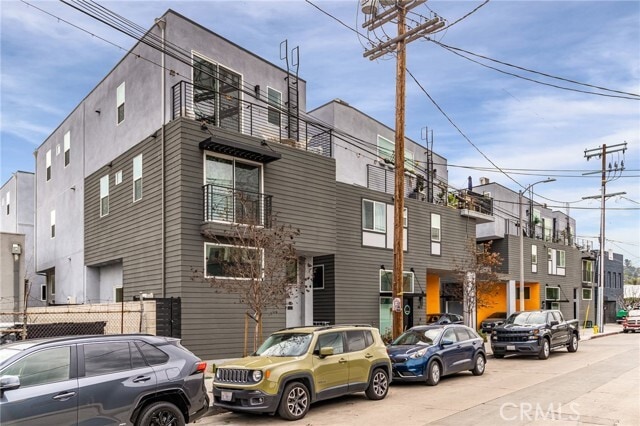 Building Photo - 3032 N Coolidge Ave
