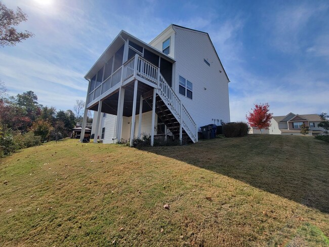 Building Photo - 416 Jones Peak Dr