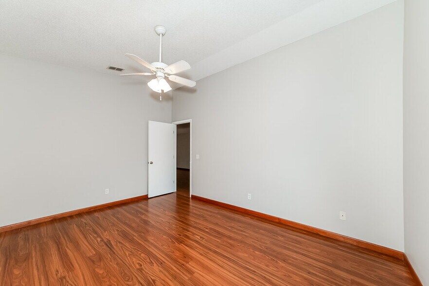 Building Photo - 3575 Chinaberry Ln