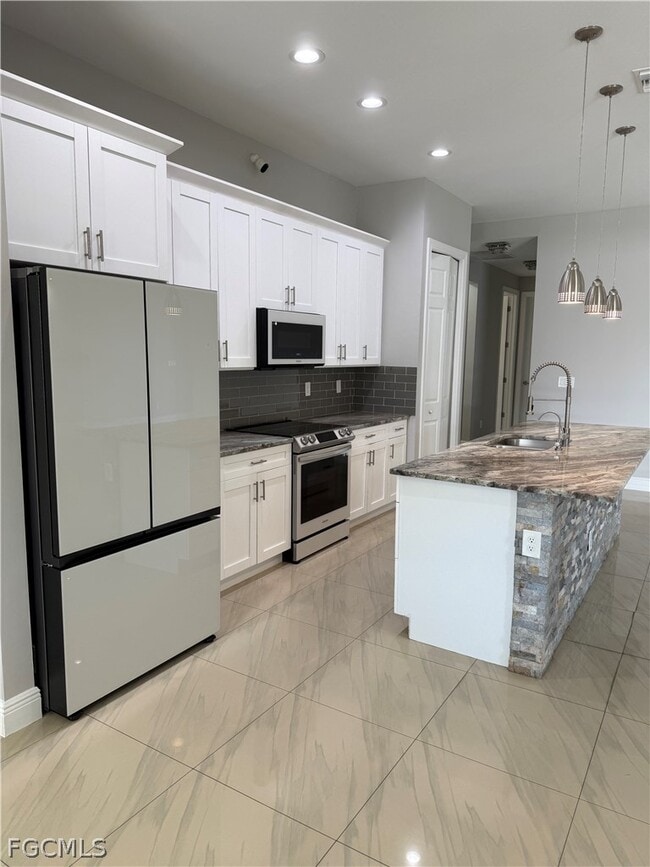 Building Photo - 3013 4th St W